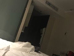 -昆明朗威酒店(昆明站火车站双桥夜市风情街店)