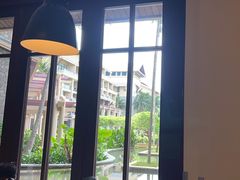 -亚龙湾希尔顿自助餐厅·海鲜·烧烤·沙滩BBQ·现场乐队