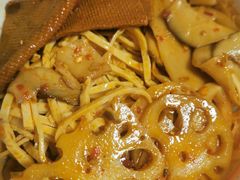 -紫燕百味鸡(西影店)