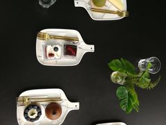 -UNI UNI(环亚凯瑟琳店)