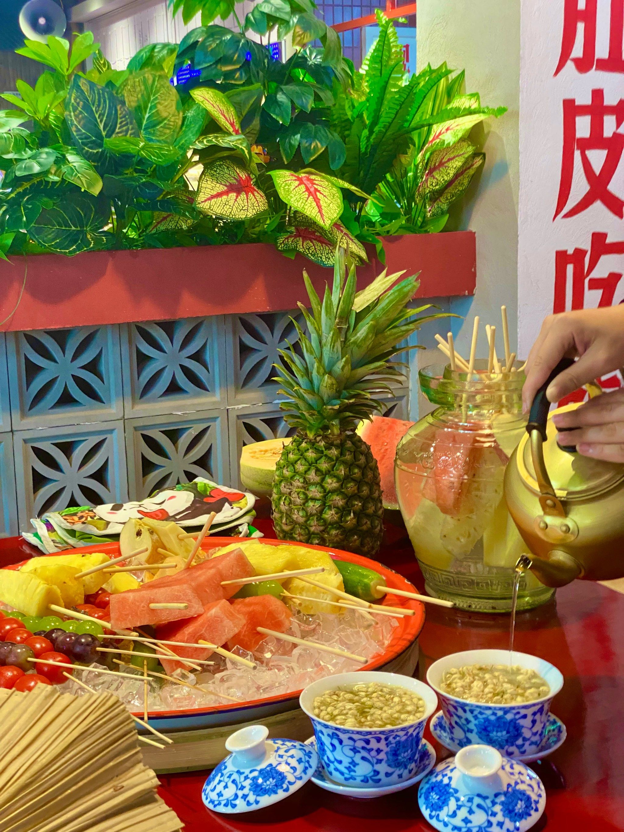 火爆成都的网红串串!来杭州了!吃它!