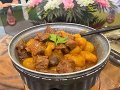 土豆烧牛腩-刘胖子家常菜·蹄花焖藕(中南店)