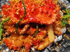 避风塘炒石岩蟹-79号渔船海鲜饭店(宝安店)