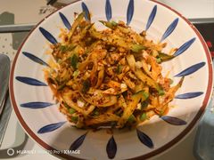 -黄记煌三汁焖锅(新佳丽江汉路店)