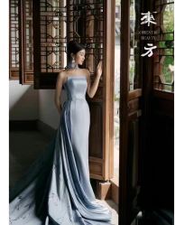 -喜爱高定婚纱摄影