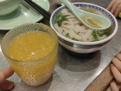 -潮界(LU·ONE凯德晶萃广场店)