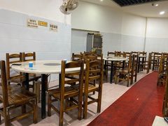大堂-美兰春记食店·龙舌坡红烧牛肉