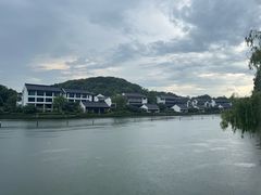 -鲁镇