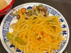 -兰州陈记牛肉面 ·烧烤· 铜锅涮肉(万达店)