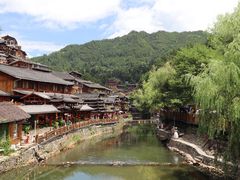 -西江千户苗寨-百年吊脚楼