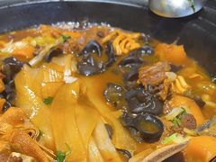 -闯关东牛排牛尾一锅香(龙源路店)