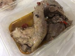 -梁老三麻辣鸡头总店