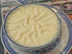 -广信牛奶甜品世家(台东店)