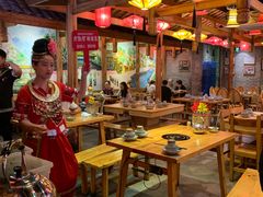 -鸿通城购物中心