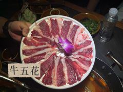 -贵厨酸汤牛肉(花果园国际中心店)