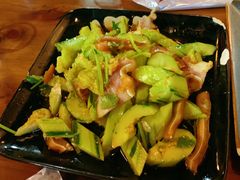黄瓜炒猪耳朵-高伟炒鸡总店(金源路店)