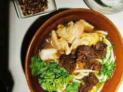 花溪牛肉粉-黔香阁(大上海时代广场店)