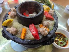 腾冲土锅子-边疆缘正宗腾冲风味菜馆(腾冲店)