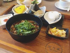 -乐领拈花溪·林涧食韵