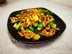 肥叉鸡杂炒菜心-粤·向群饭店(龙津东路总店)