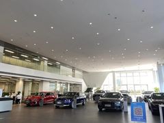 -上海冠松华奥奥迪4S店(张江店)