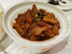 萝卜炖牛筋-西湖春天•老字号杭州菜(百汇店)