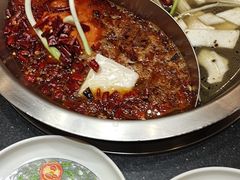 -沸炉重庆老火锅(军事博物馆店)