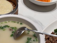 -梅利汴京烤鸭•开封豫菜地标店(东大街店)