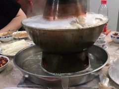 -鑫龙火锅城(环山路店)