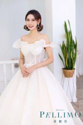 -派丽莫Pellimo原创设计婚纱品牌