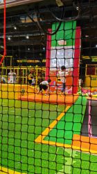 -蹦蹦跳跳(新奥购物中心店)