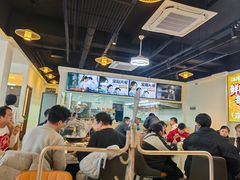 -江湖亮亮蒸虾大排档烤全羊清真(武汉总店)