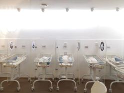 -海豚湾高端月子会所(黄浦店)