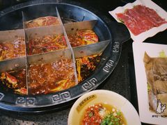 -宽板凳老灶火锅(外馆斜街店)