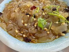 -粘豆包柴火铁锅炖