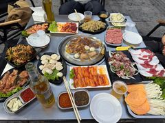 -牛牛牛酸菜煎肉店(望云寺路店)