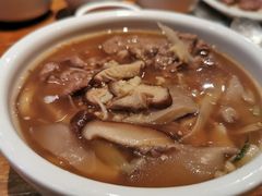 -萨拉伯尔(燕莎友谊商城店)