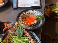 -湊湊火锅·茶憩(杭州湖滨银泰in77店)