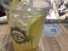 -钟书阁(群光广场店)
