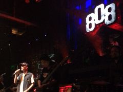 -808 LiveHouse