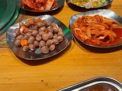 -唯成•韩国炭火烤肉 유성고기