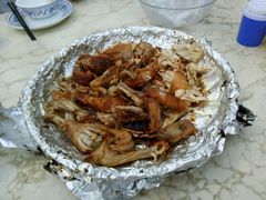 -鲤鱼塘农家山庄