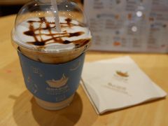 -猫的天空之城概念书店(杭州南宋御街店)