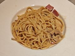 -必胜客(尹山湖歌林公园店)