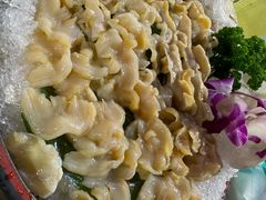 -三亚火车头万人海鲜广场