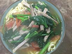 -三兄弟餐吧