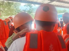 -安吉龙王山峡谷漂流