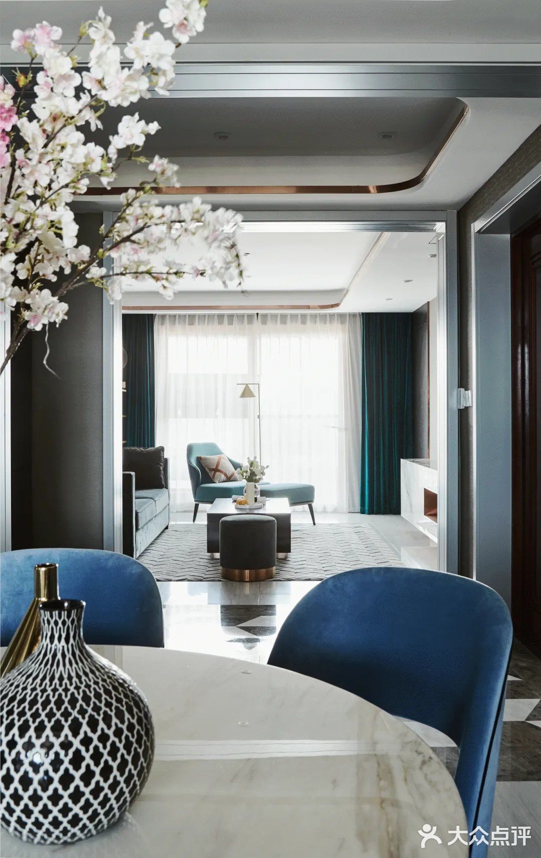 客厅设计装修 低调大气