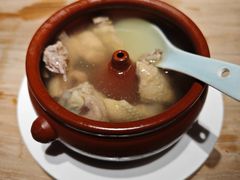 松茸汽锅鸡-缘生态云南菜·野生菌庭院餐厅(华侨城店)