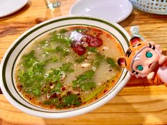 三中高皇招牌羊汤-三中高皇羊肉馆